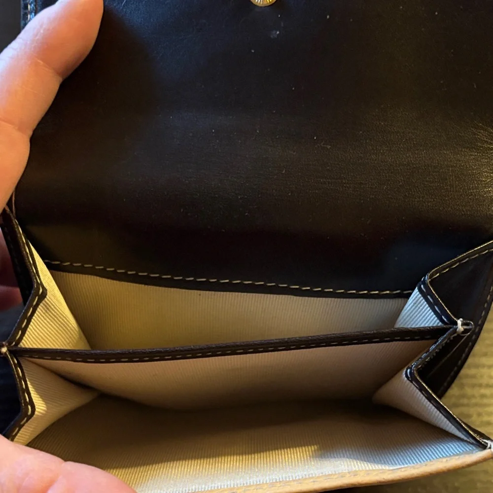 Kate Spade Light Tan Pebbled Leather Wallet Basic Travel‎ Casual - Picture 3 of 10